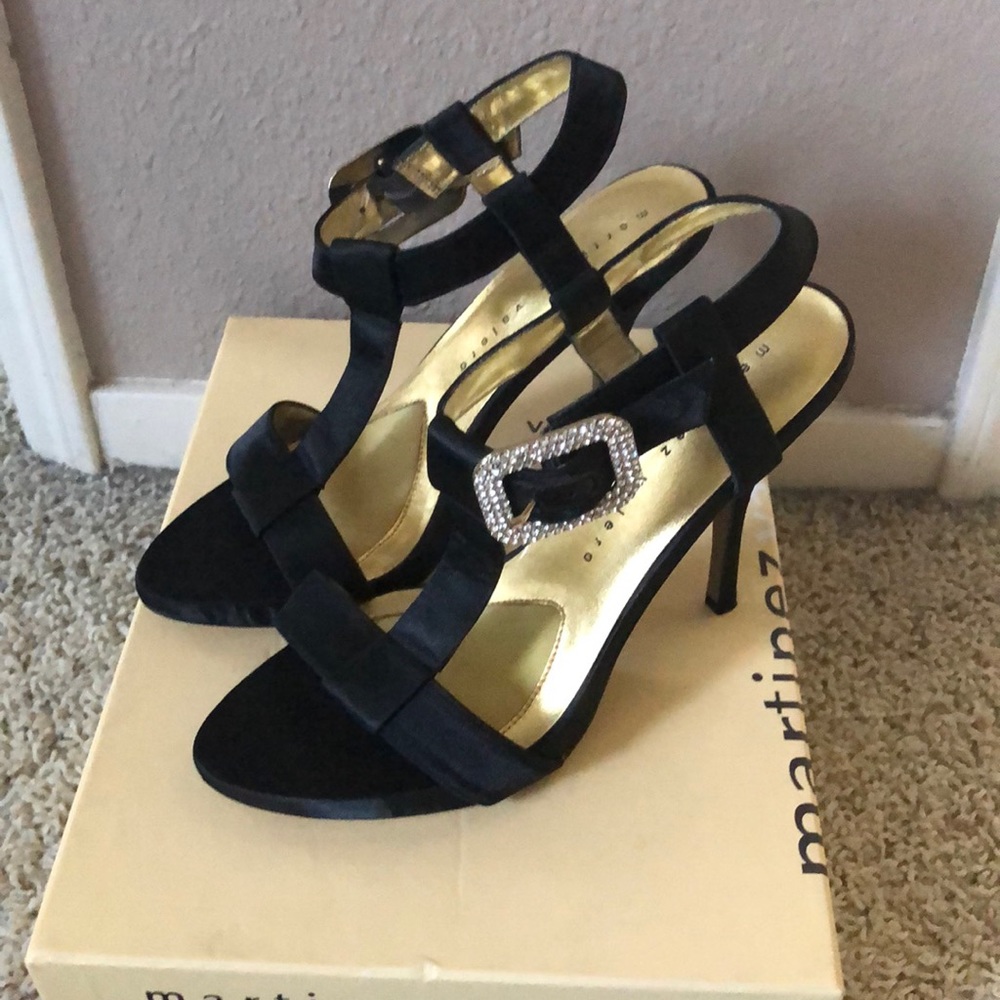 Brand New Martinez Valero Black Sandals